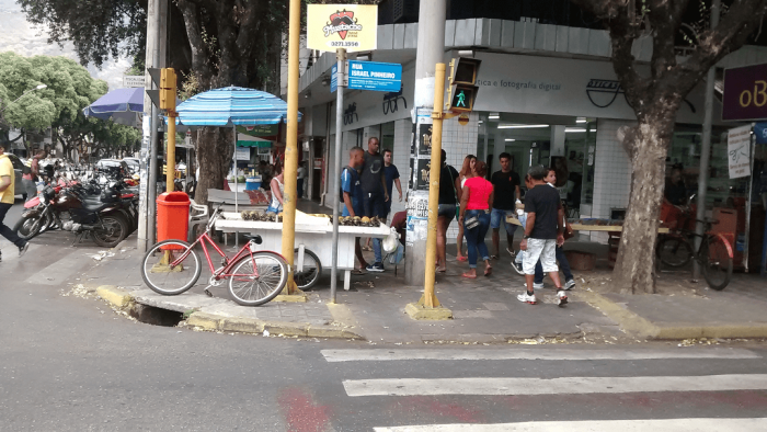 banca em esquina