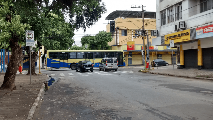 cruzamento perigoso - marechal deodoro com bárbara heliodora esquina