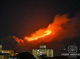 Mais uma vez, incêndio devasta Pico da Ibituruna em Valadares