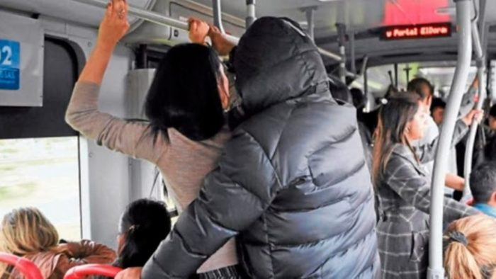 campanha contra assédio contra a mulher em ônibus