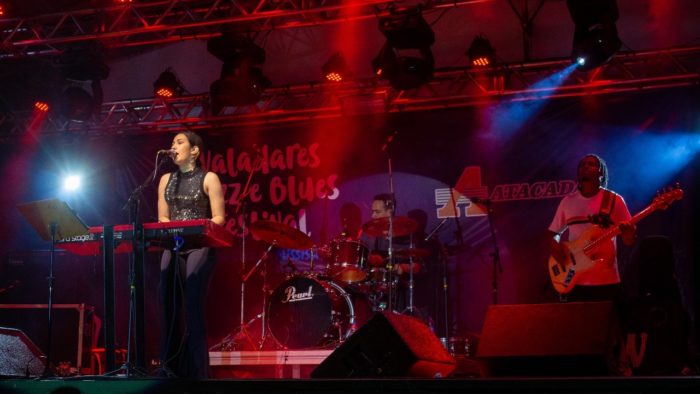 jenni rocha no valadares jazz e blues festival