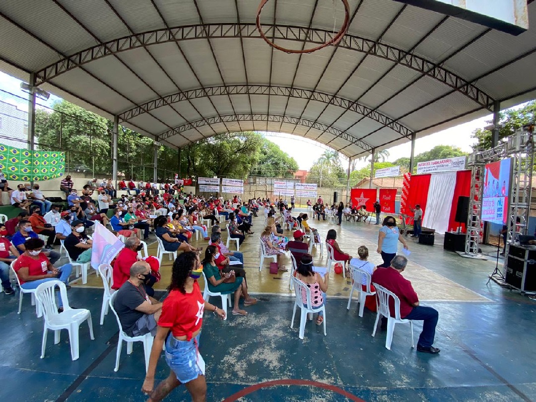 convenção do pt confirma leonardo monteiro como candidato a prefeito de gv