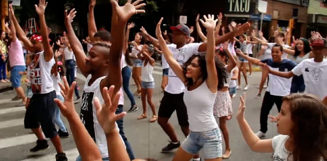 documentário conta história da semana da dança de valadares