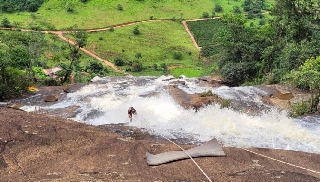 Liga Rapel de BH faz ecoturismo no Leste de Minas para divulgar região