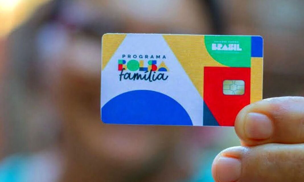 Caixa paga hoje novo Bolsa Família a beneficiários com NIS de final 2