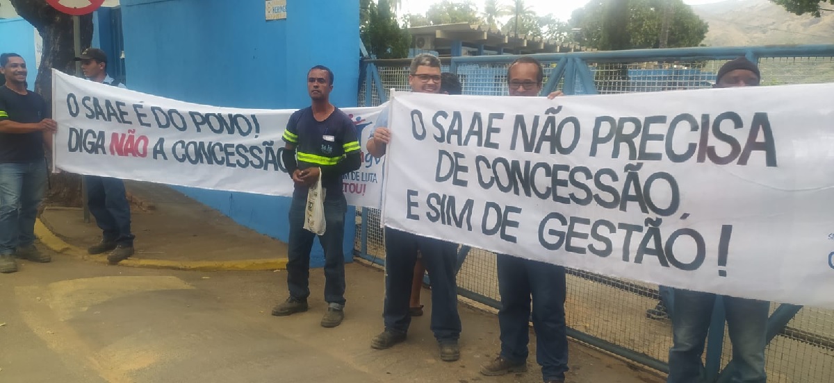 Motoristas do Saae assinam nota de repúdio contra diretor-Geral