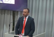 Vereador Valdivino cobra atenção ao HIV e destaca força do SUS Vereador Valdivino cobra atenção ao HIV e faz defesa do SUS