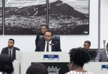 Presidente da Câmara alerta sobre prazo para correção de reajuste salarial do prefeito, vice e secretários Presidente da Câmara cobra correção de reajuste salarial do prefeito e secretários
