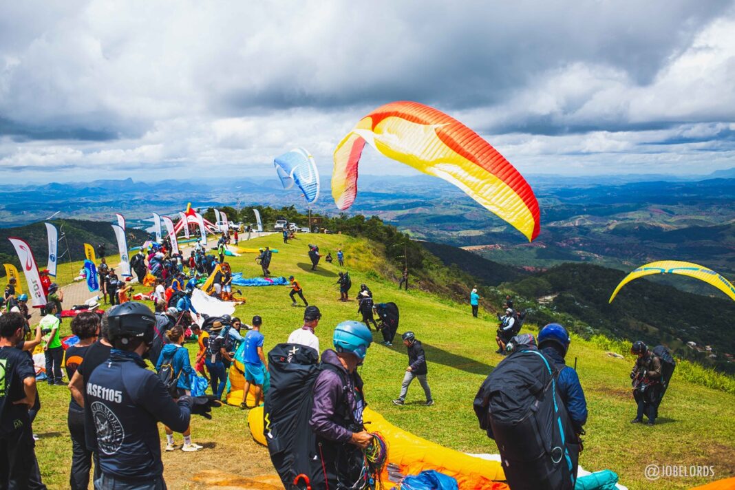 Valadares abre etapa da Copa do Mundo de Parapente neste domingo