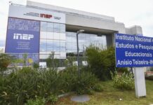 MEC prorroga prazo para pedir isenção da taxa de inscrição do Enem MEC prorroga prazo para pedir isenção da taxa de inscrição do Enem