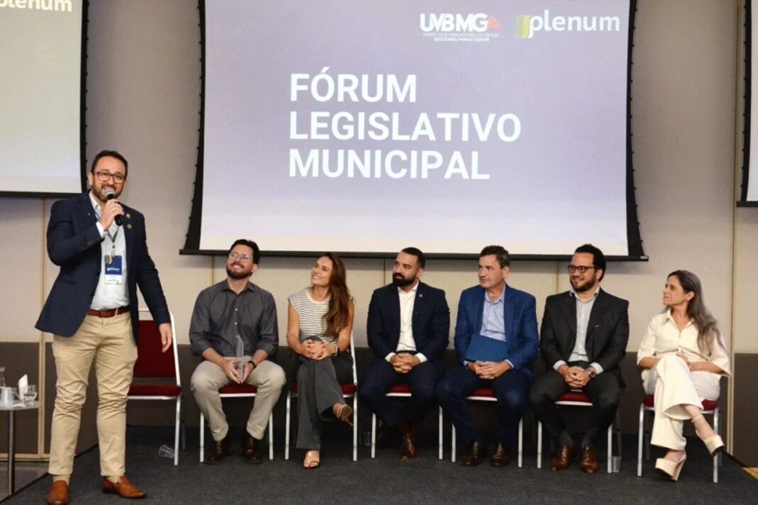 UVB-MG capacita agentes públicos sobre o que pode e o que não pode nas Eleições 2026