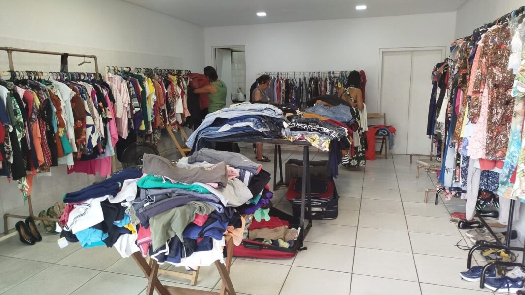 Associação Santa Luzia promove bazar beneficente no Centro de Valadares