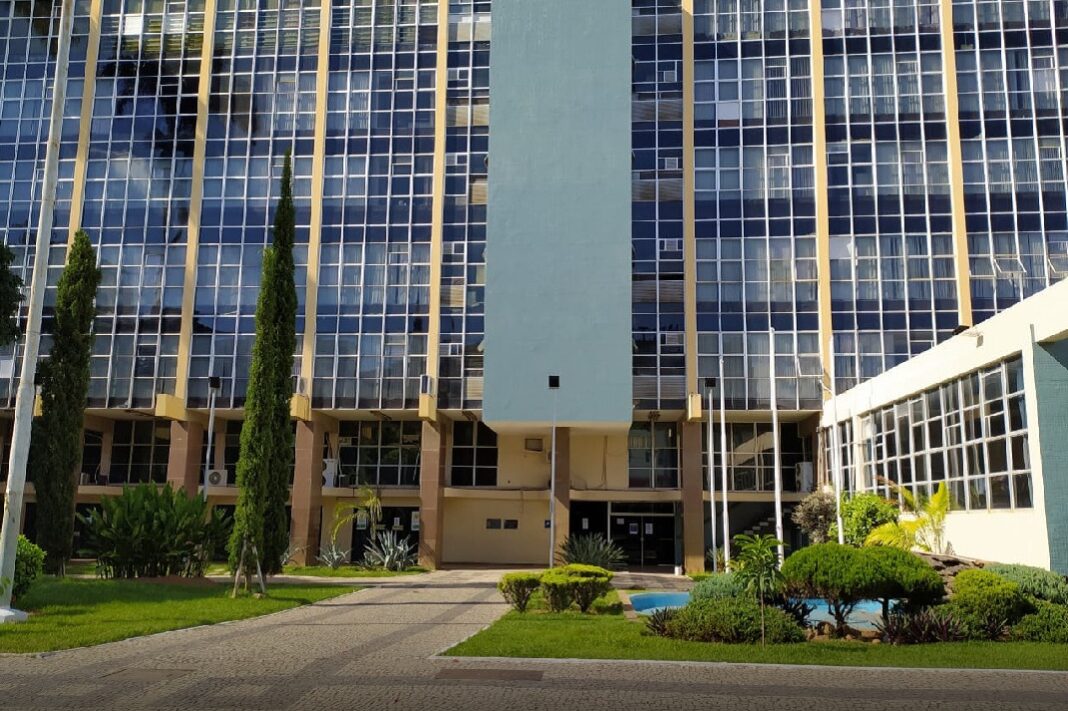 prefeitura gv Justiça concede liminar a auditores em ação contra Prefeitura de Valadares; colegas apresentam outra versão