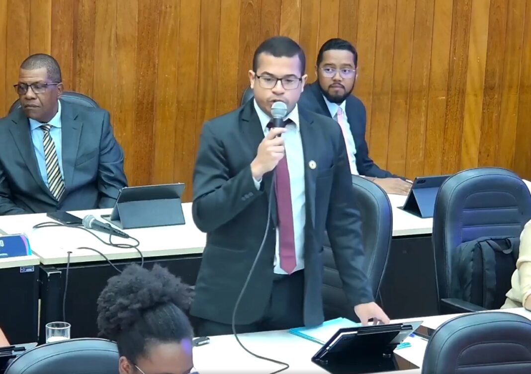 CM veto prefeito asp Câmara derruba veto e equipara salários de Agentes de Saúde Pública aos de ACS e ACE