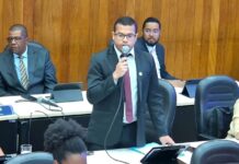 Câmara derruba veto e equipara salários de Agentes de Saúde Pública aos de ACS e ACE Câmara derruba veto e equipara salários de Agentes de Saúde Pública aos de ACS e ACE
