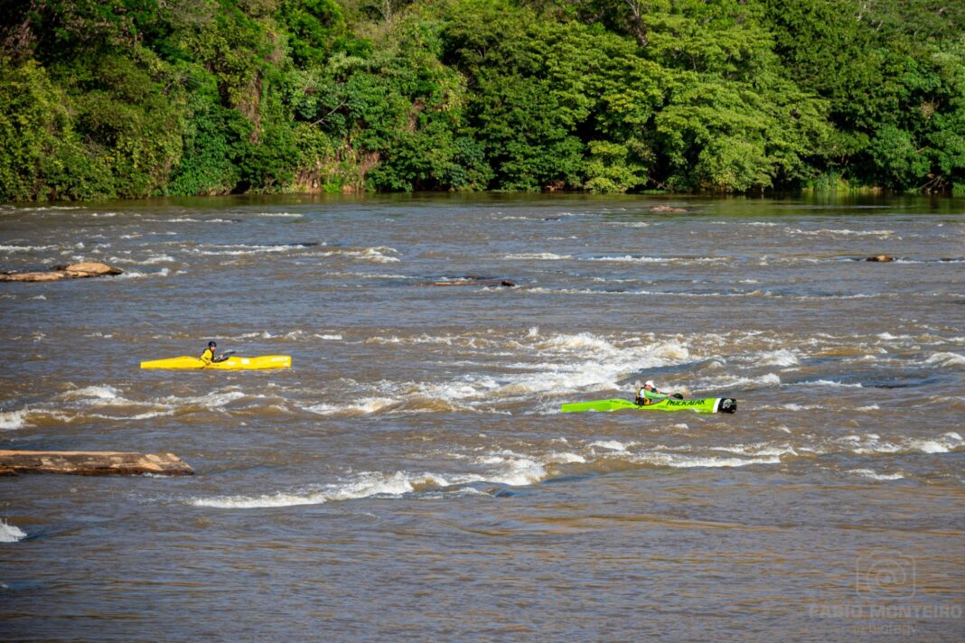 Copa e Desafio Huck de Canoagem movimentam o Rio Doce neste domingo