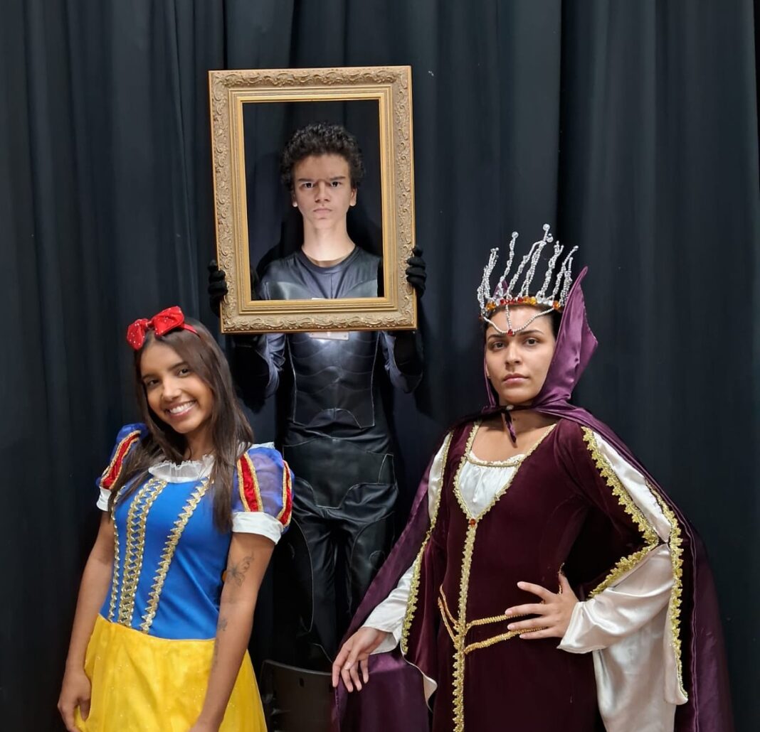 "O Trono e o Espelho": Branca de Neve ganha versão moderna na 1ª Feira Literária de Valadares