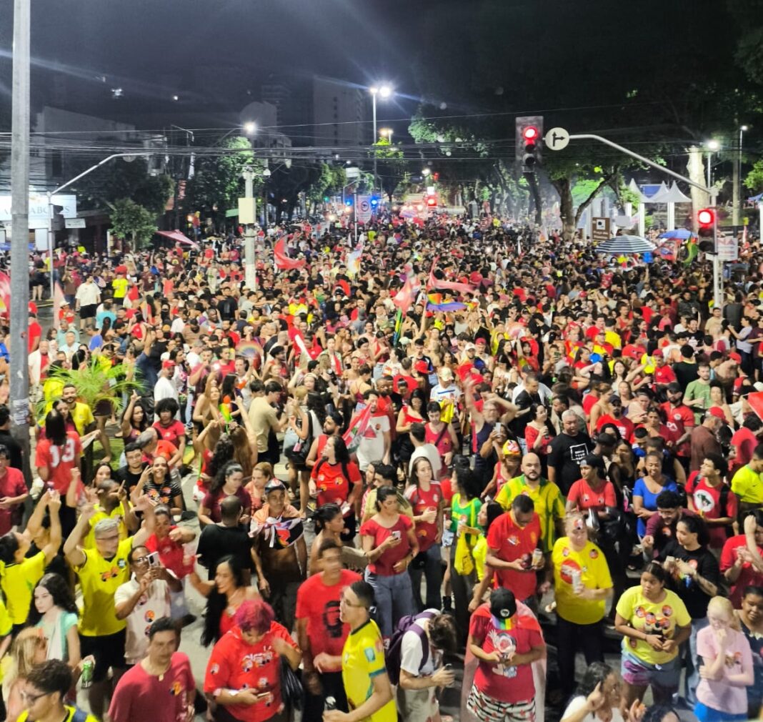 gv comemora Lula cresce quase 20% em Valadares e reduz diferença para Flávio Bolsonaro