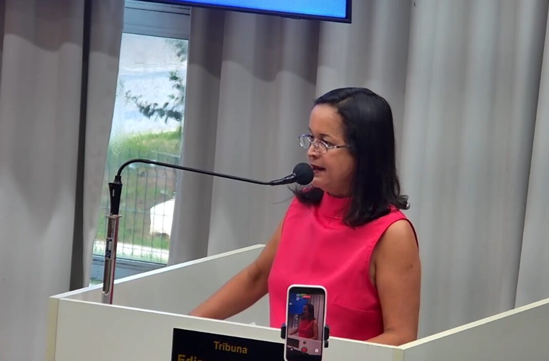 sandra 2 ordin Vereadora denuncia falta de carne na merenda escolar